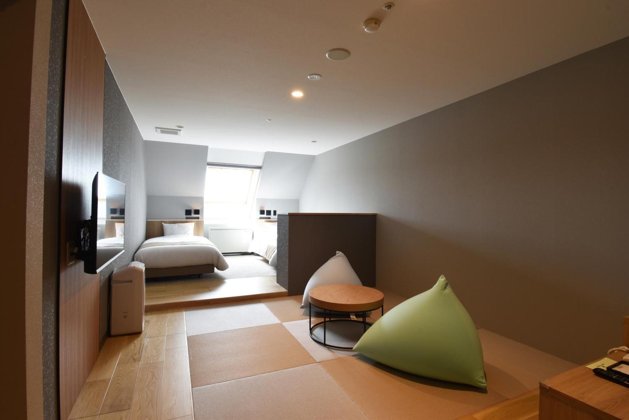 Hotel Shirogane Onsen Park Hills 4*