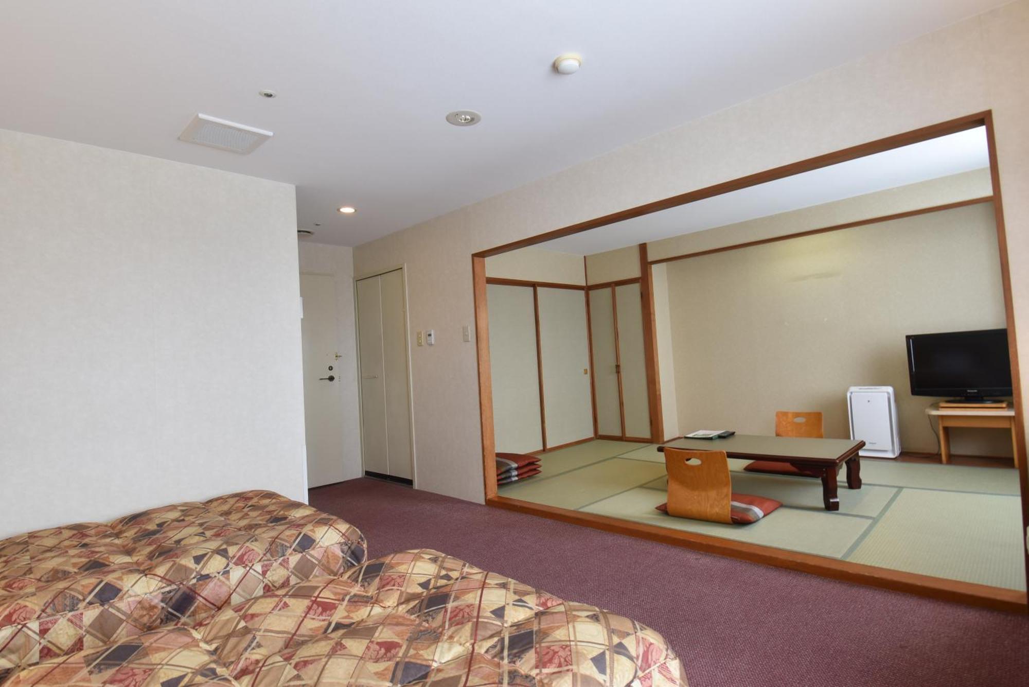 Shirogane Onsen Park Hills